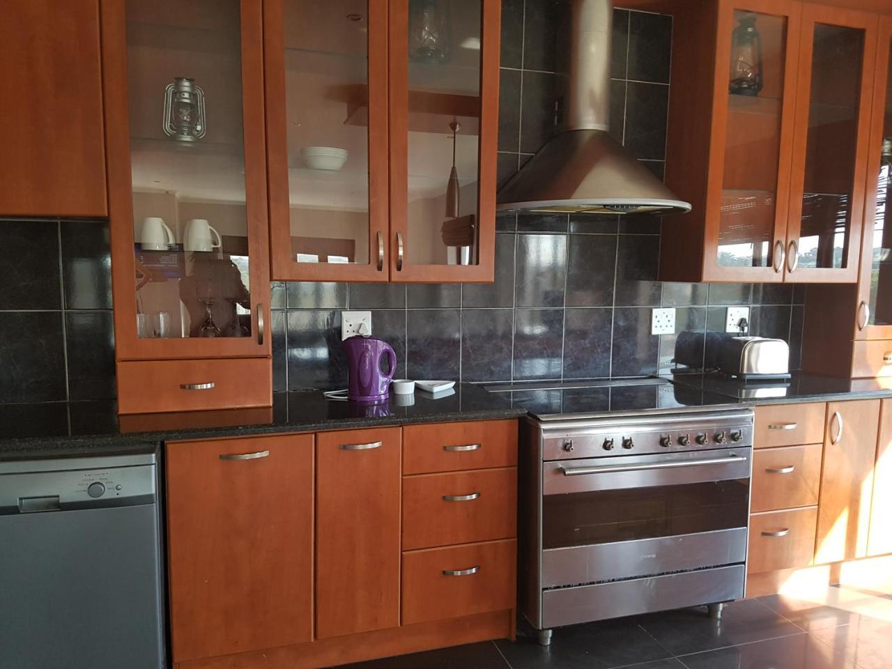 Tyday Accommodation 포트엘리자베스 외부 사진