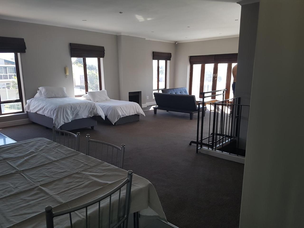 Tyday Accommodation 포트엘리자베스 외부 사진